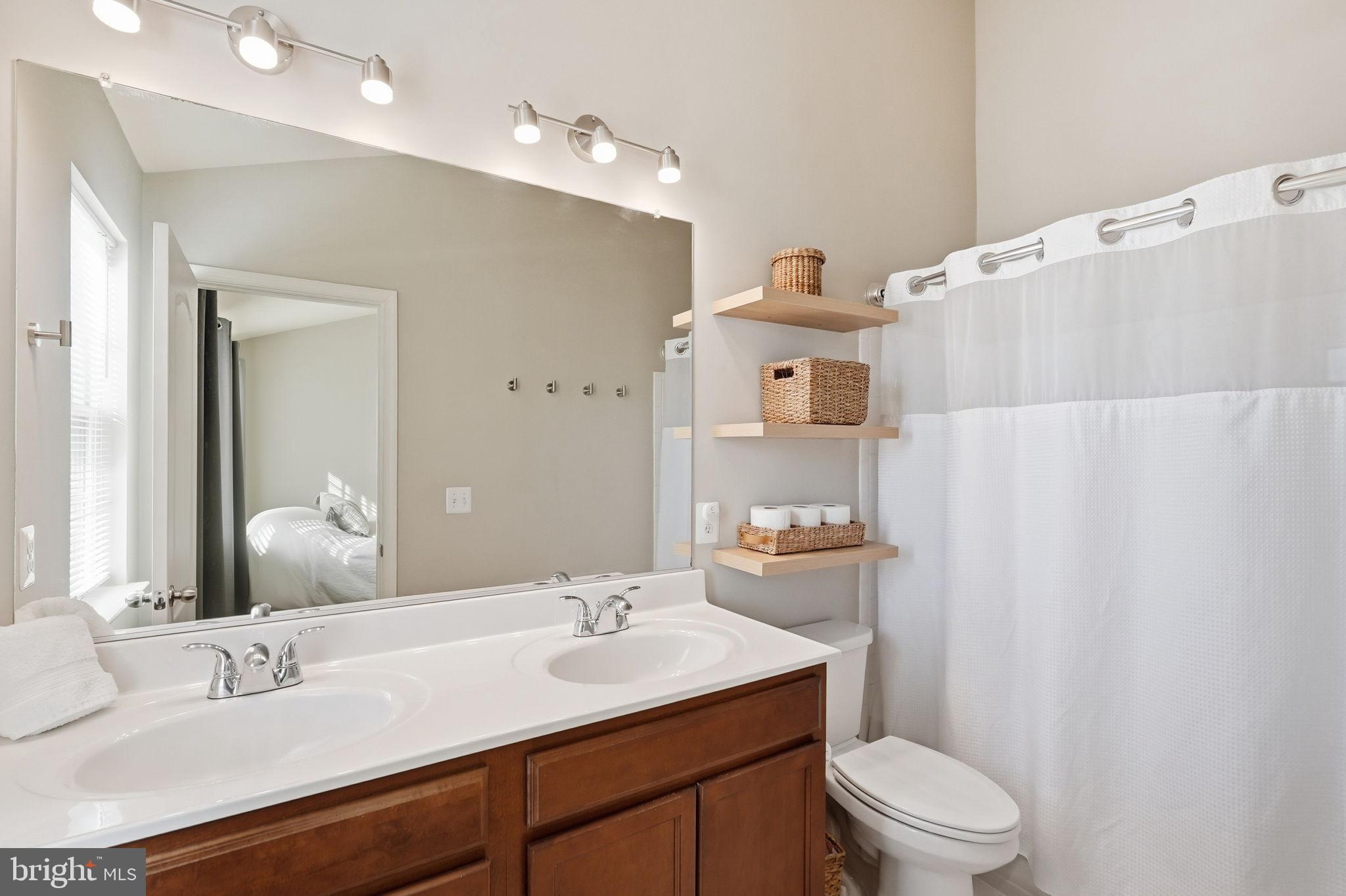 5027 POTOMAC HIGHLANDS CIRCLE