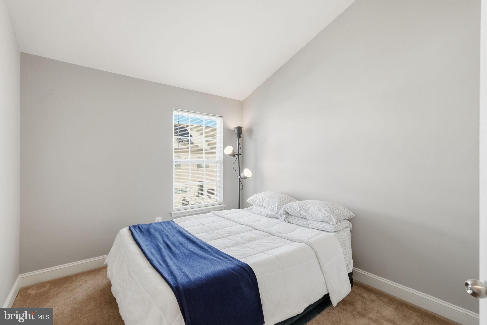 5027 POTOMAC HIGHLANDS CIRCLE