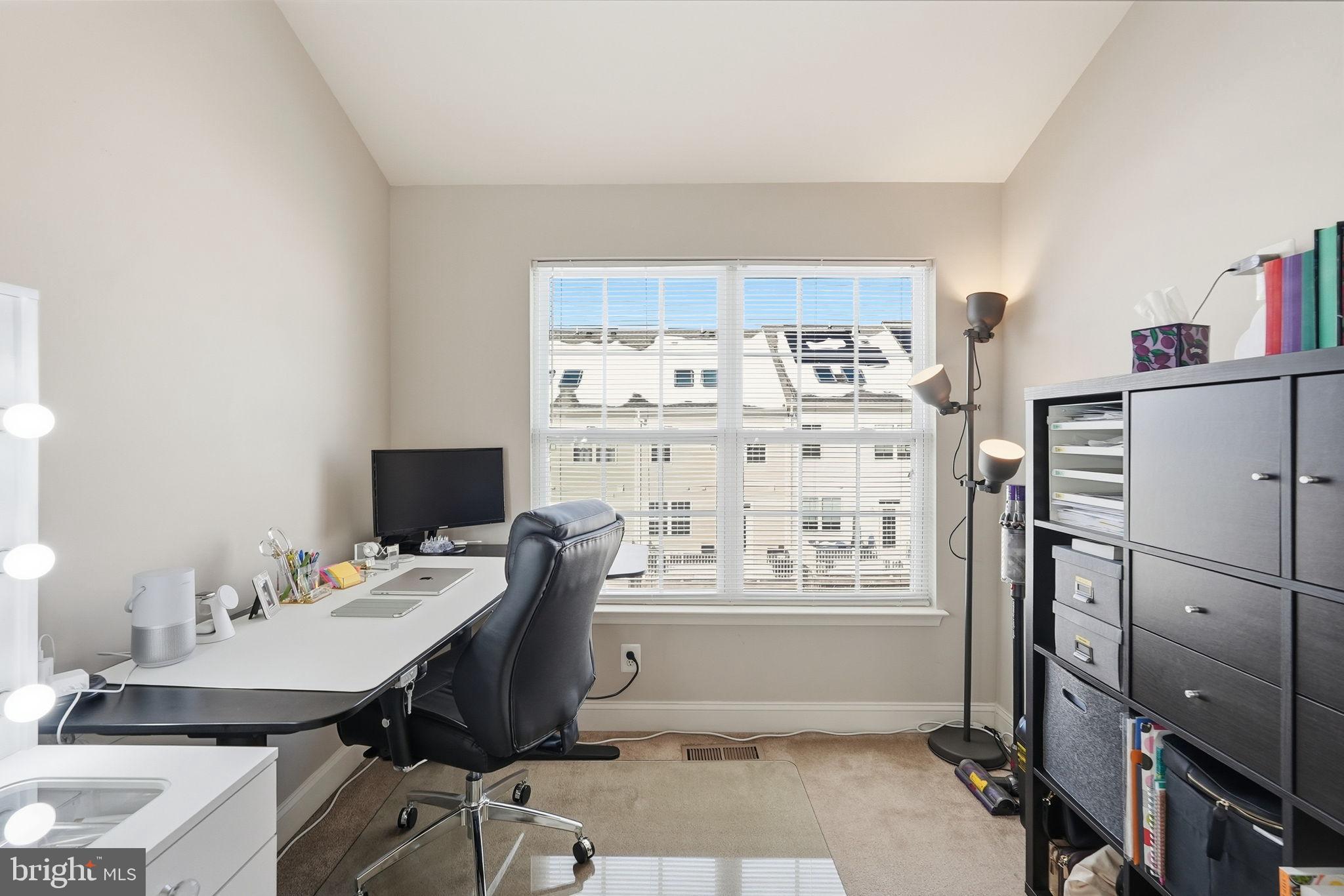 5027 POTOMAC HIGHLANDS CIRCLE