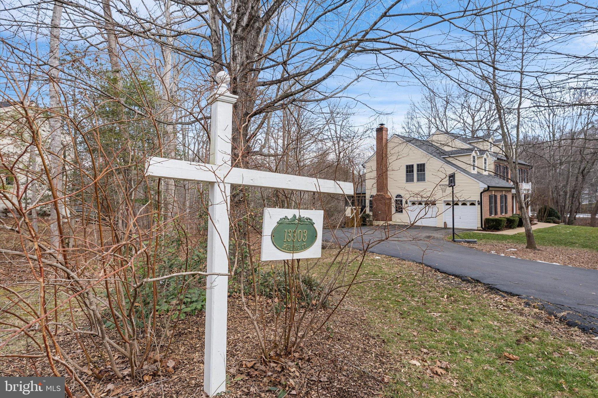 13303 ROBLING COURT