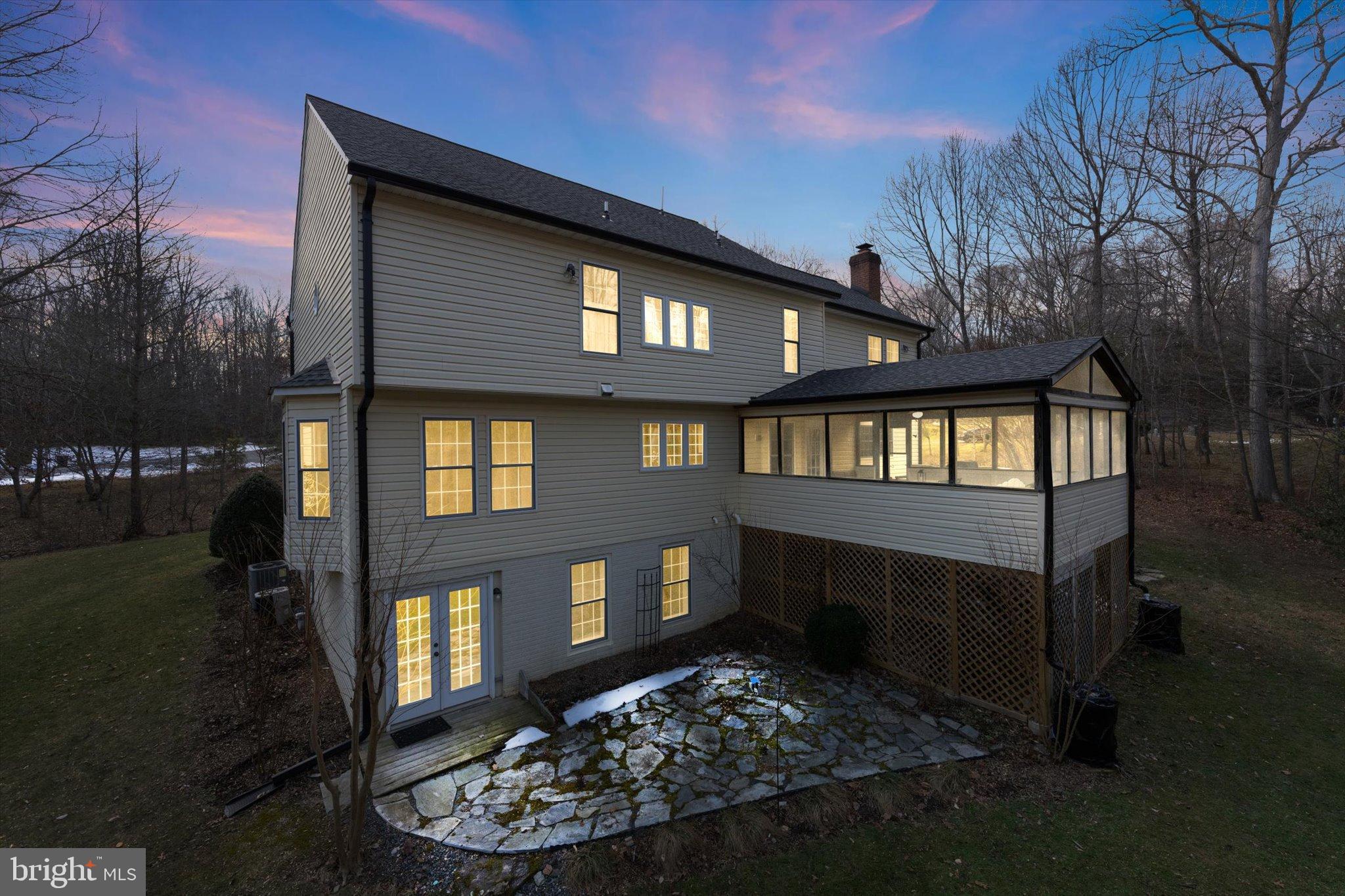 13303 ROBLING COURT