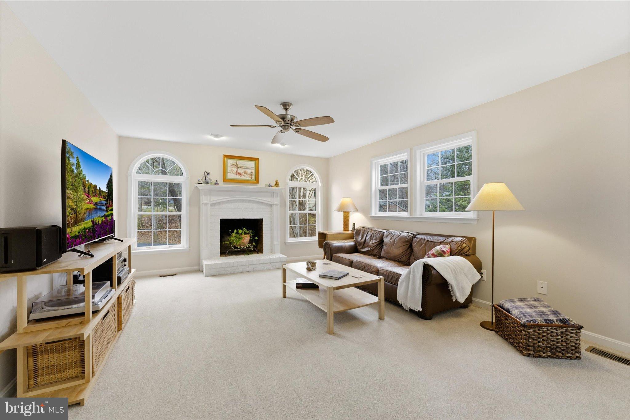 13303 ROBLING COURT
