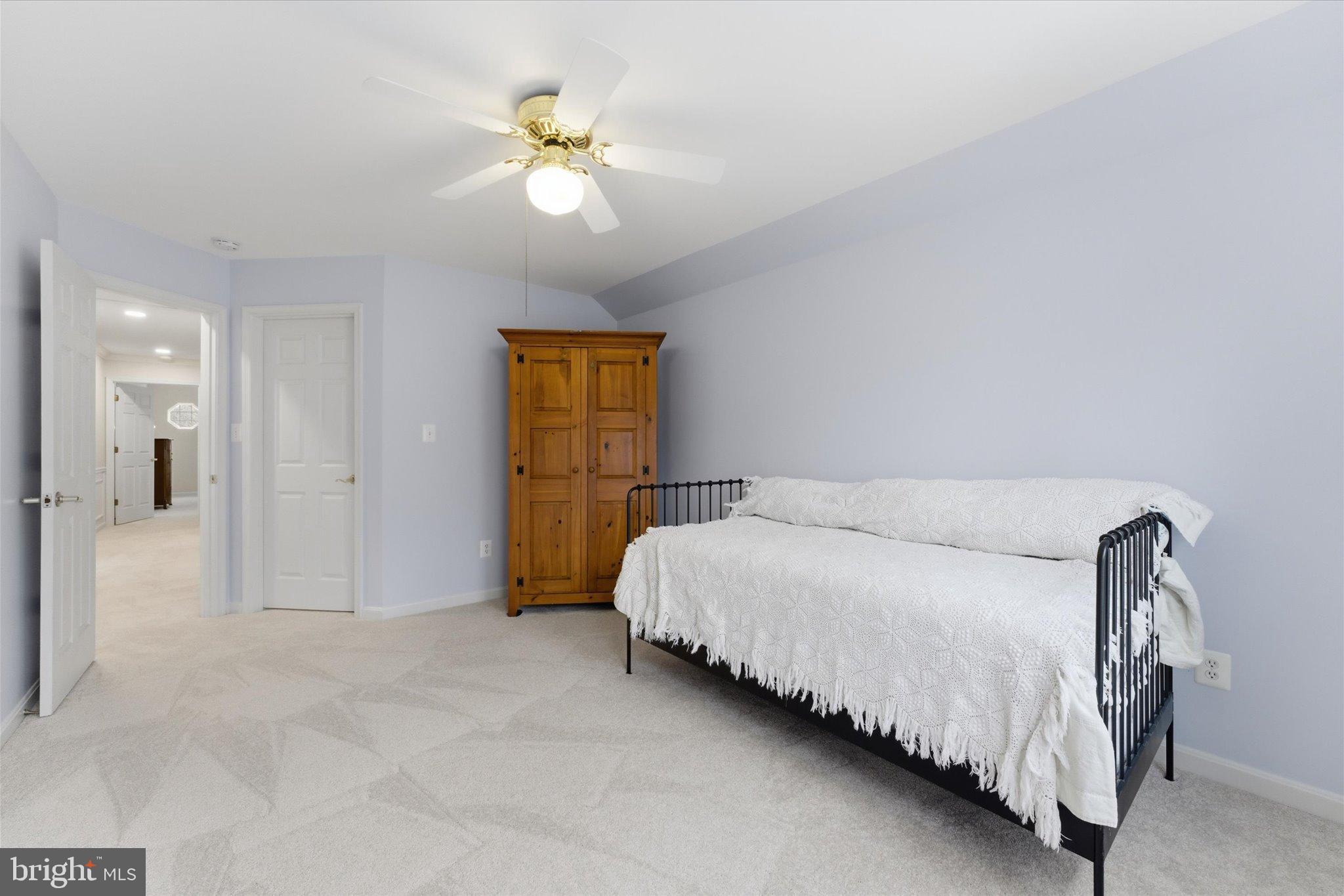 13303 ROBLING COURT