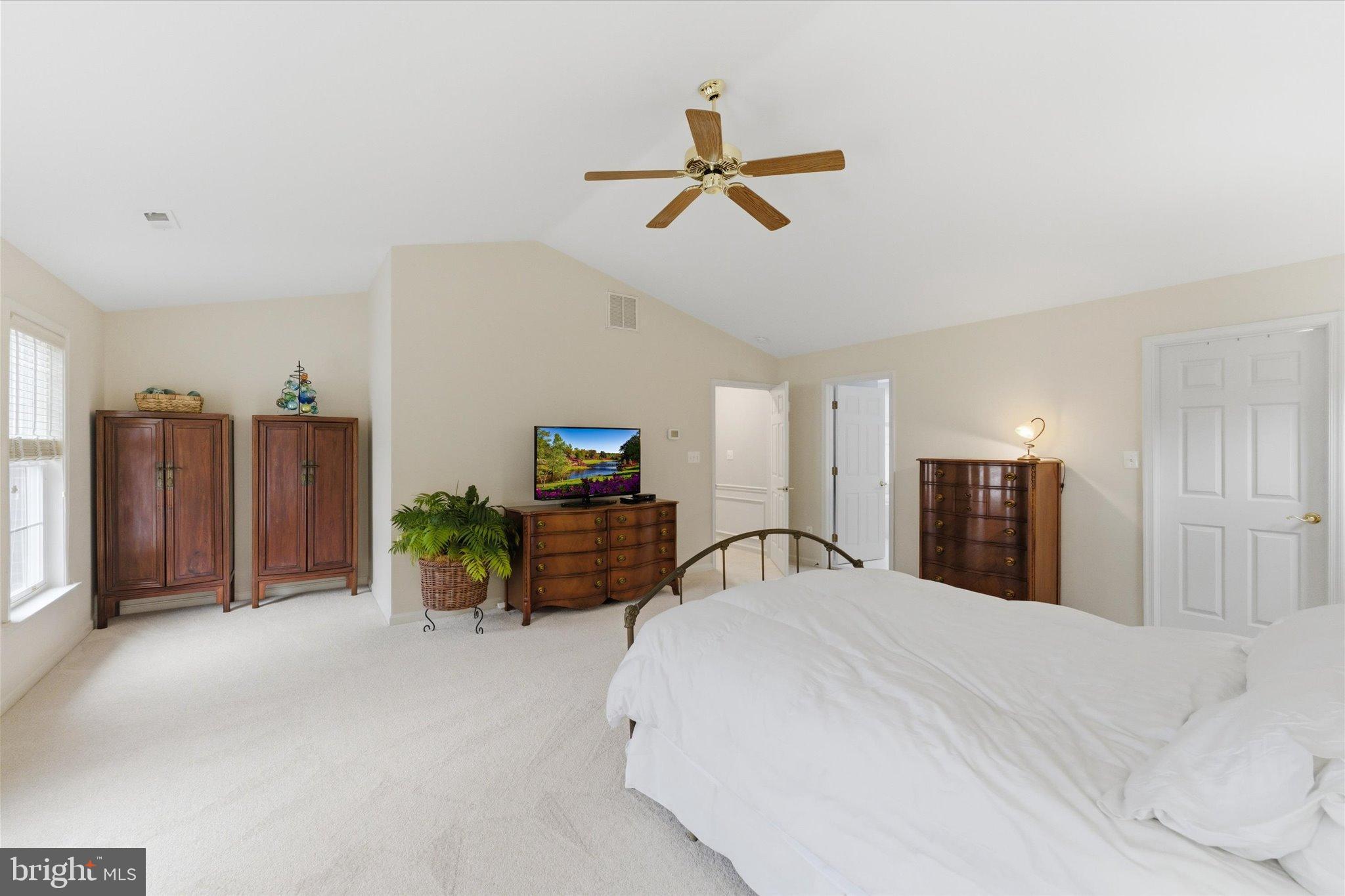 13303 ROBLING COURT