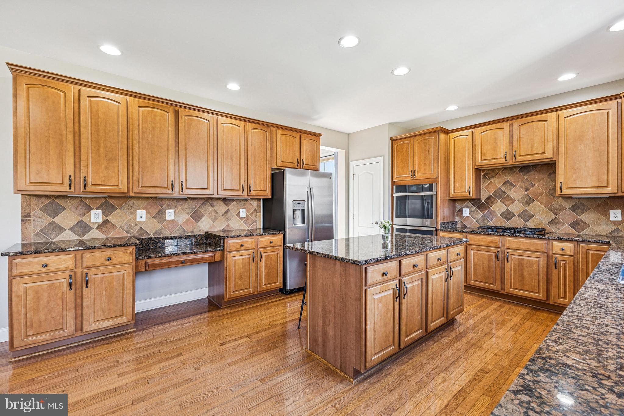 5793 WATERLOO BRIDGE CIRCLE