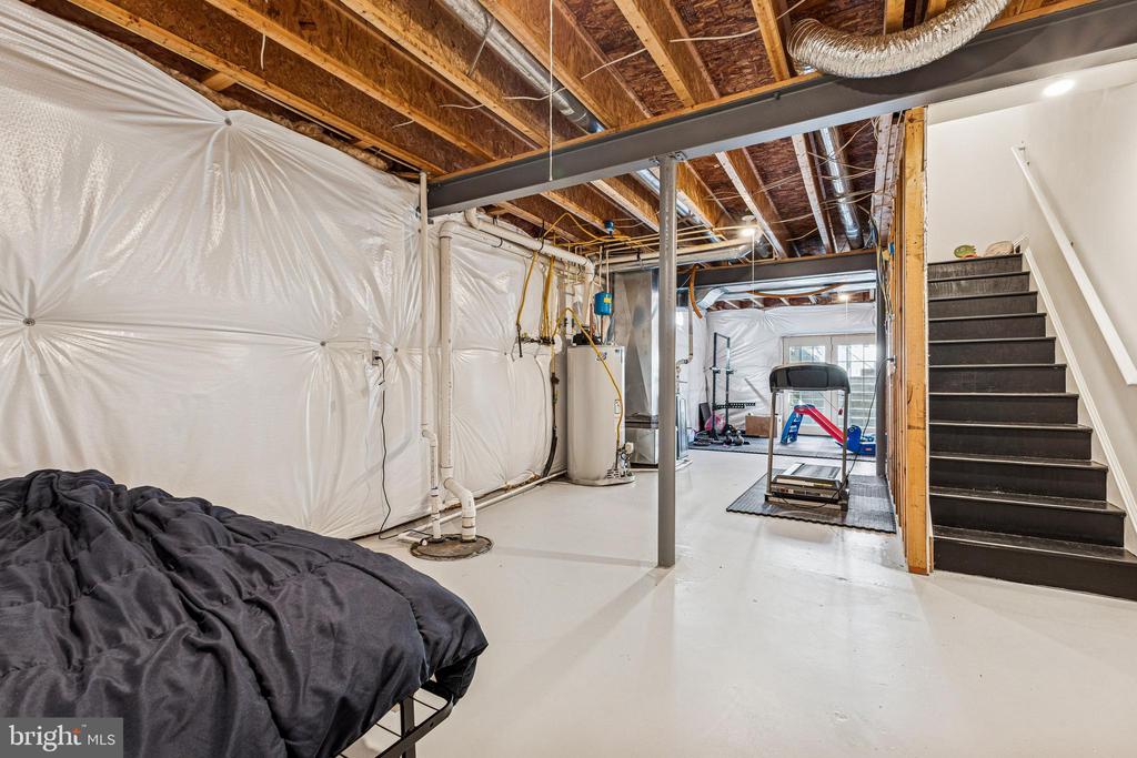 5793 WATERLOO BRIDGE CIRCLE