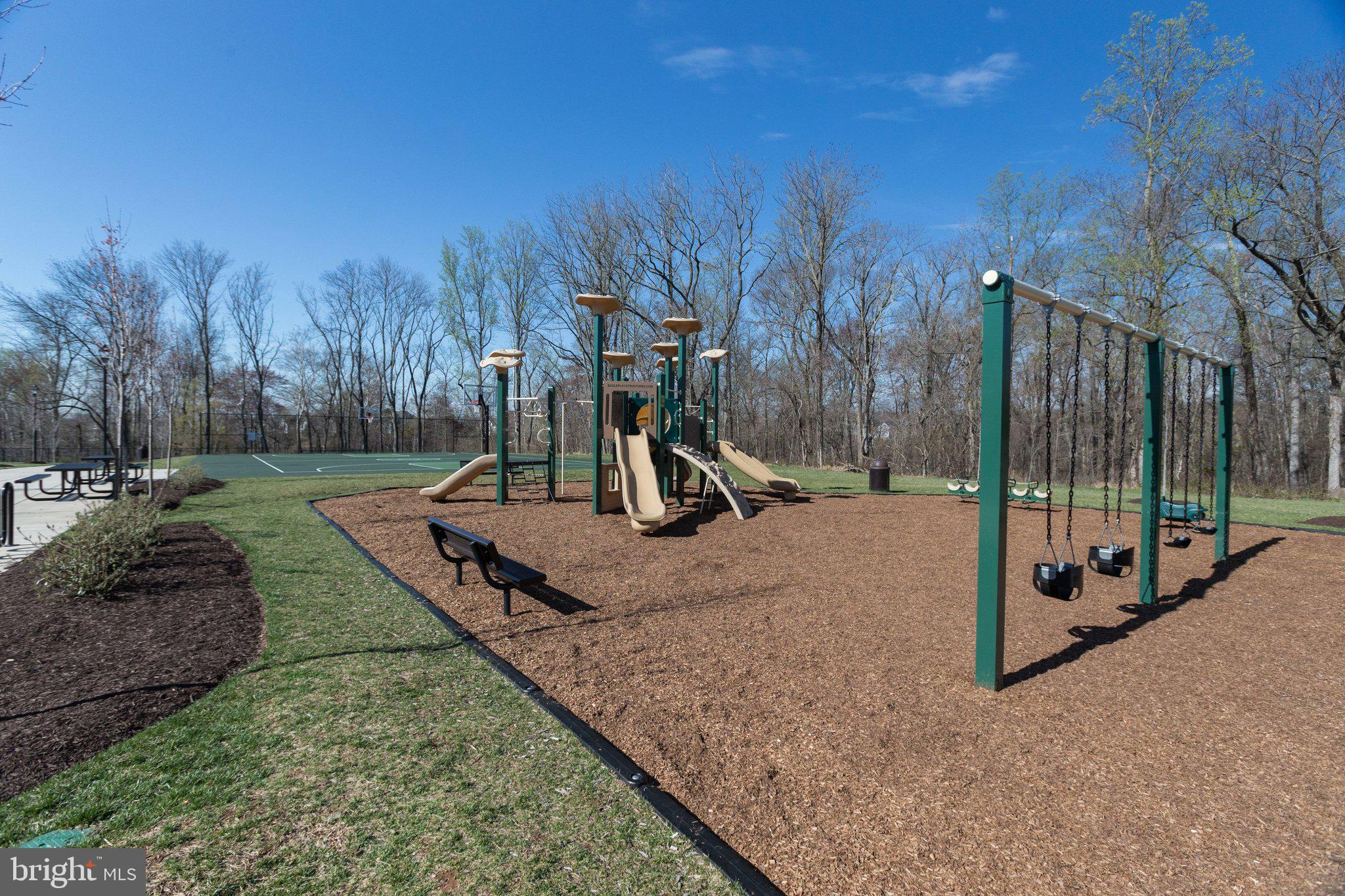 5793 WATERLOO BRIDGE CIRCLE