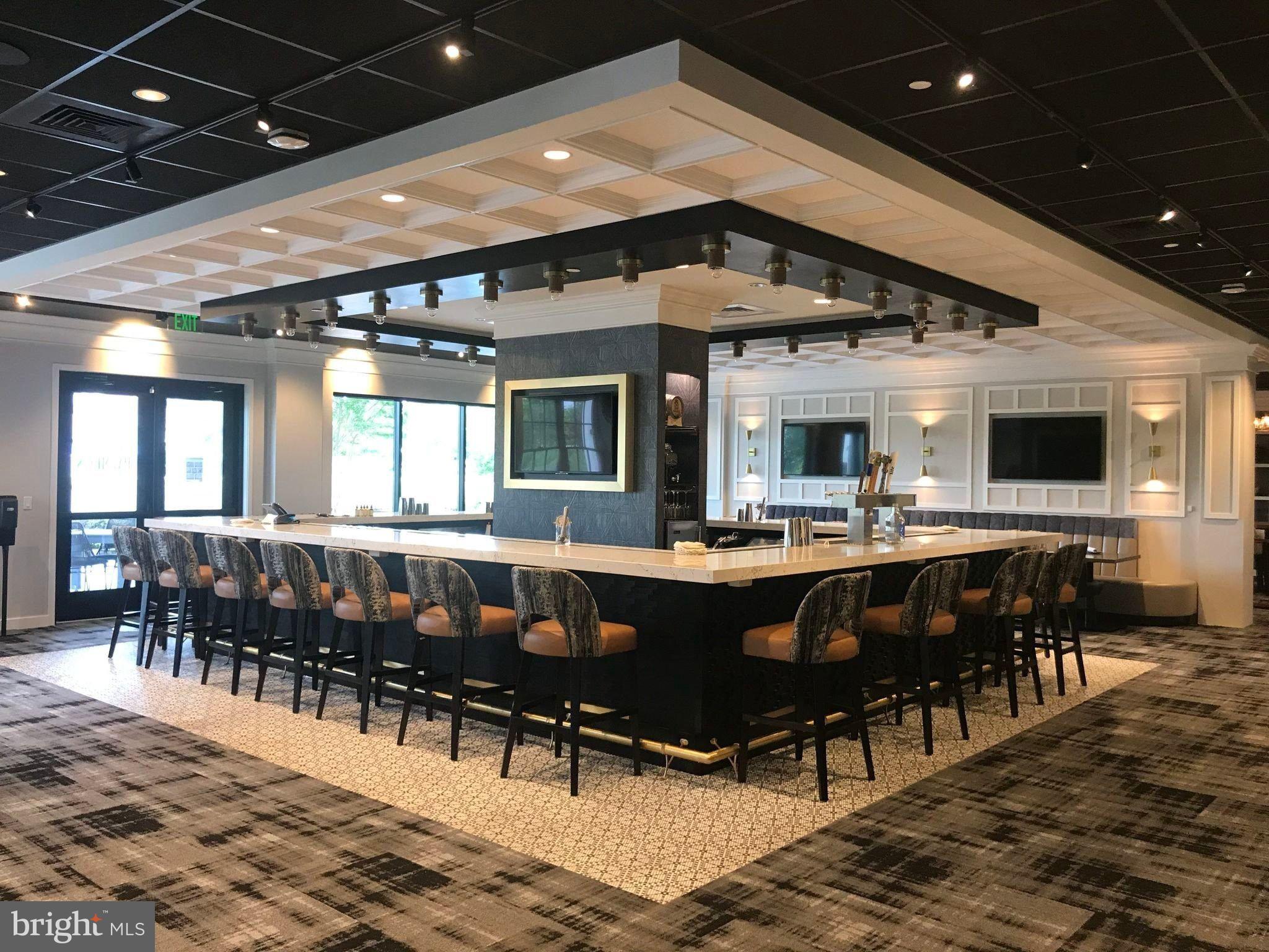 5793 WATERLOO BRIDGE CIRCLE