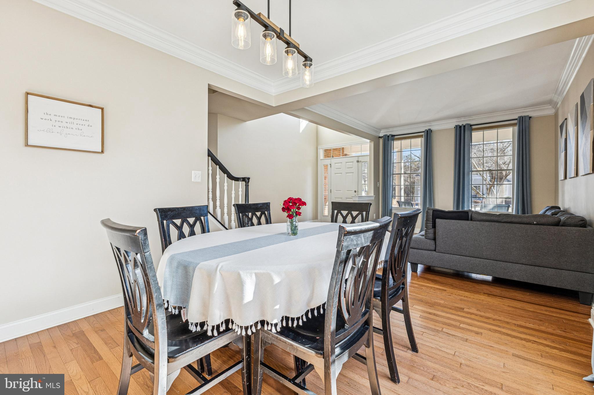 5793 WATERLOO BRIDGE CIRCLE