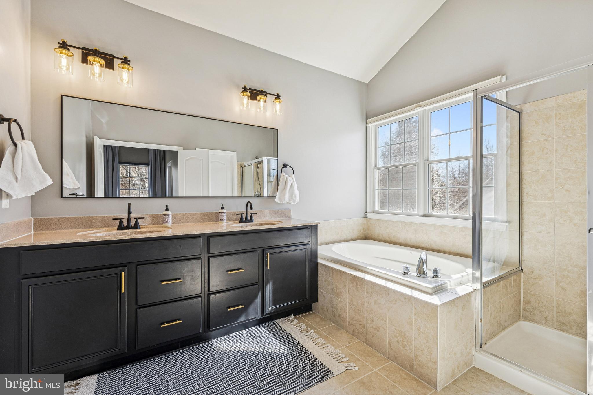 5793 WATERLOO BRIDGE CIRCLE