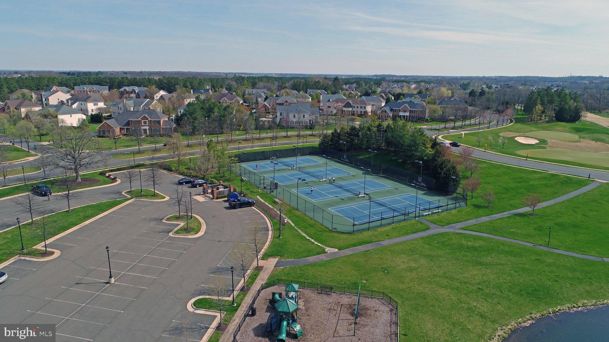 5793 WATERLOO BRIDGE CIRCLE