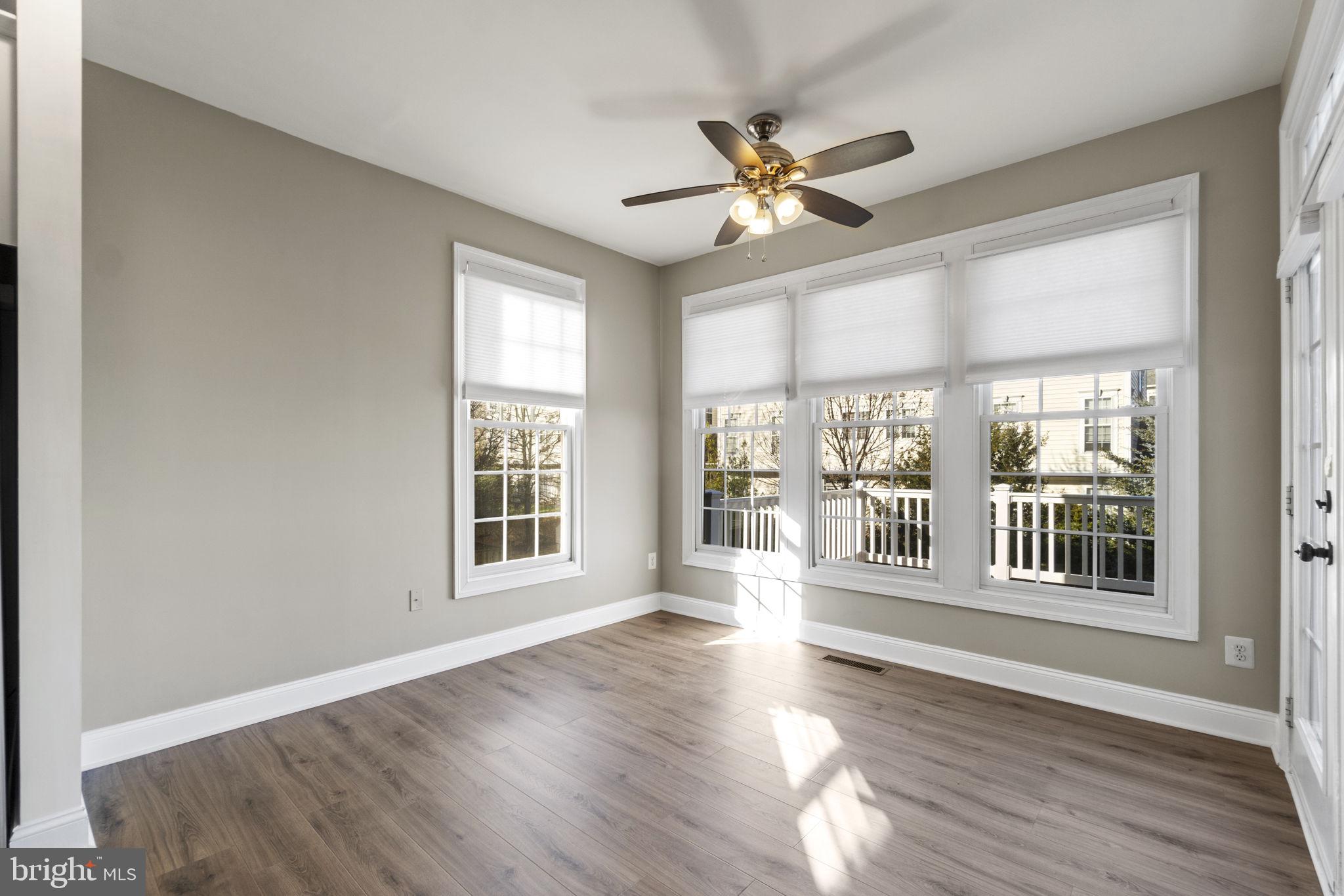 6910 STANWICK SQUARE