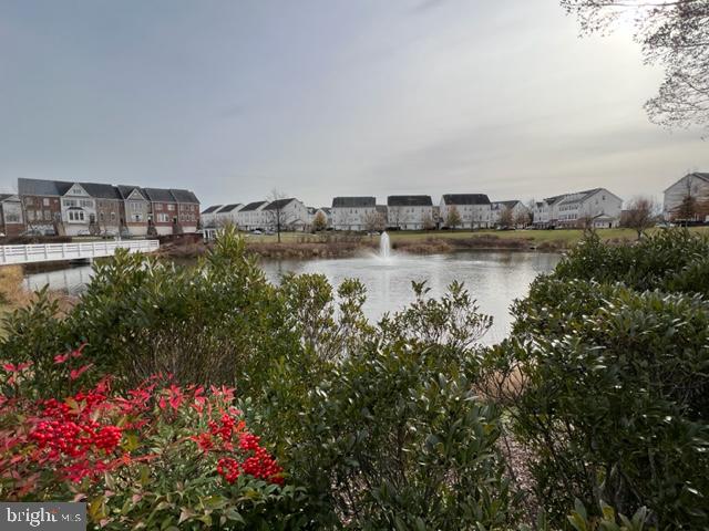 6910 STANWICK SQUARE