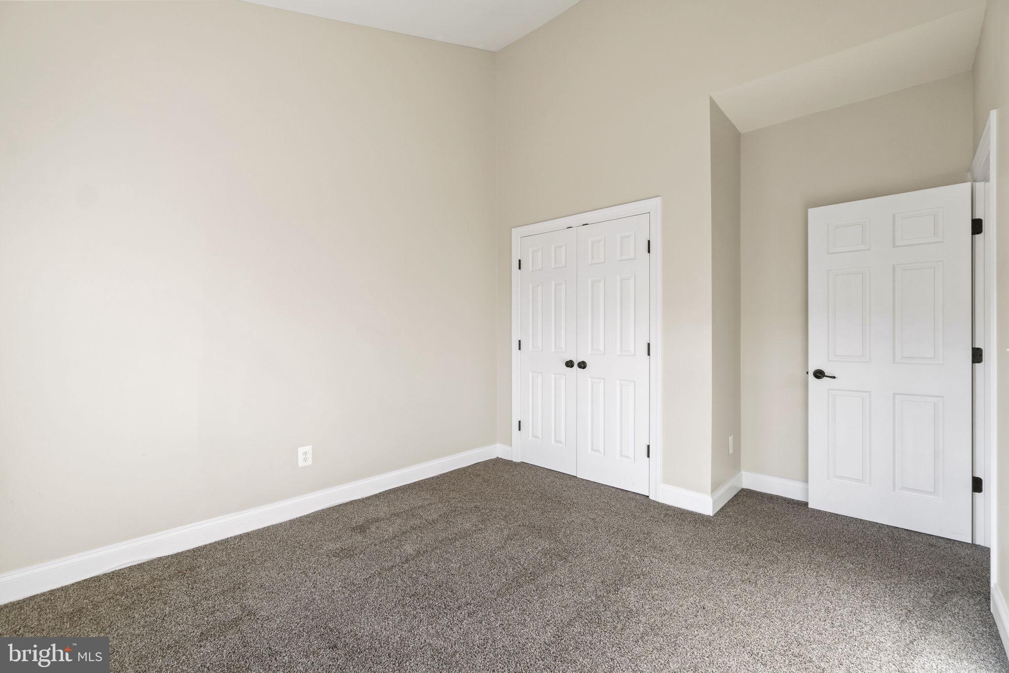 6910 STANWICK SQUARE