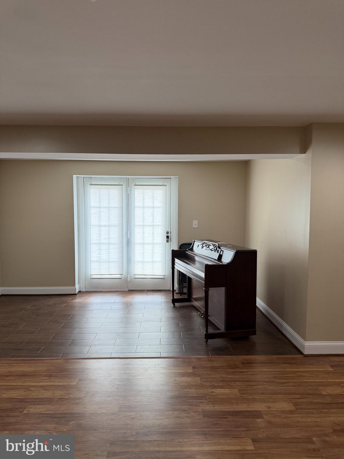 13580 DEN HOLLOW COURT