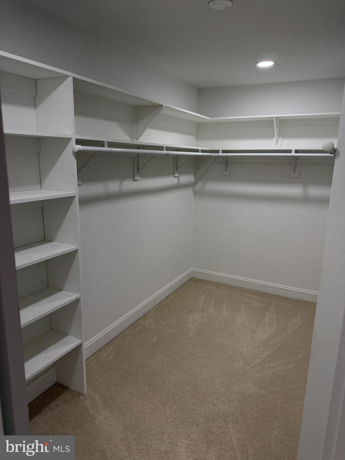 13580 DEN HOLLOW COURT