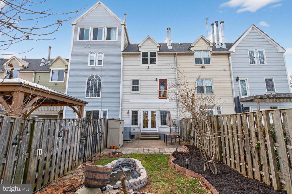 119 RIVER ROAD