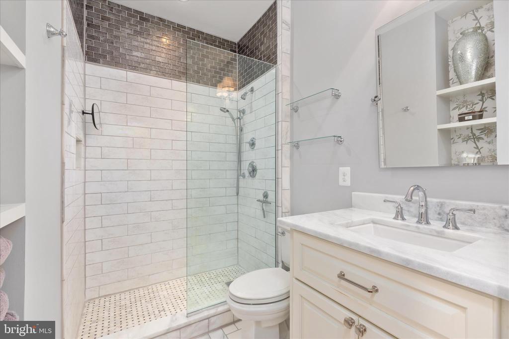 14228 SNICKERSVILLE DRIVE