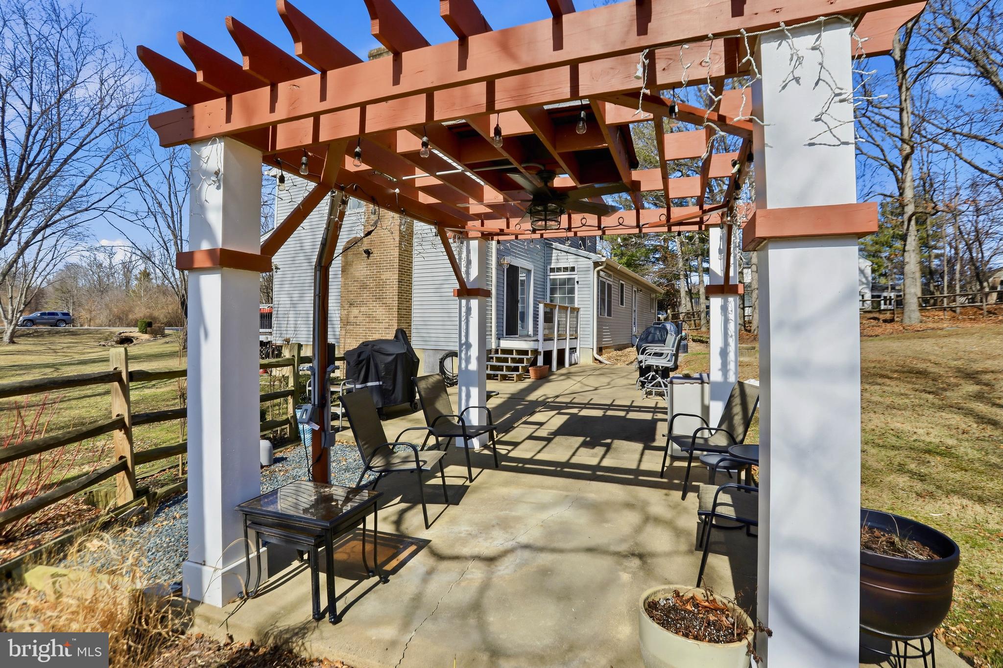 4363 SNOW HILL DRIVE