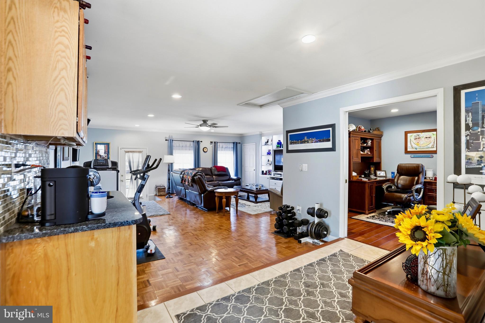 4363 SNOW HILL DRIVE