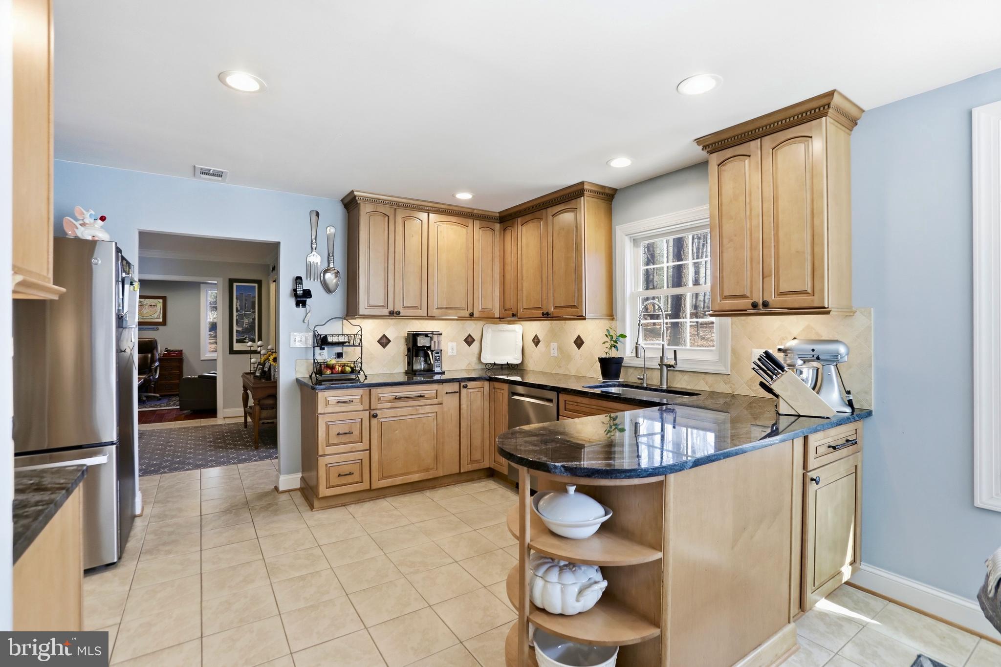 4363 SNOW HILL DRIVE