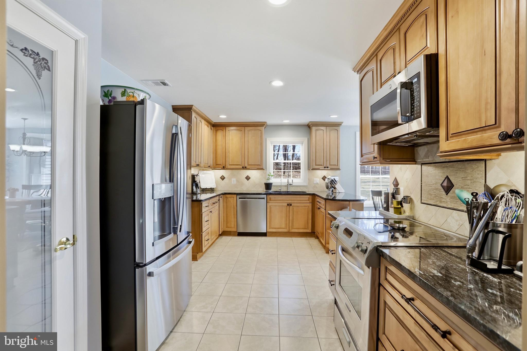 4363 SNOW HILL DRIVE