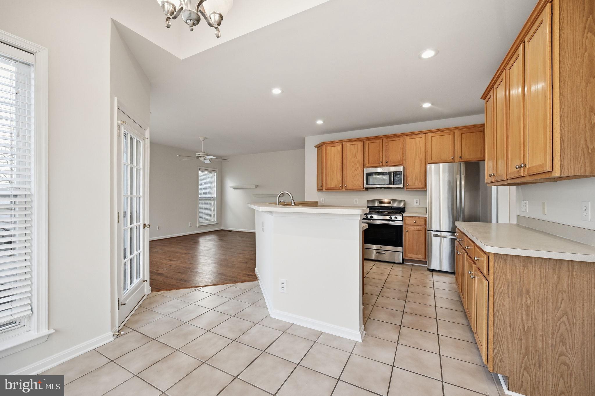 6046 SMOOTH STONE PLACE