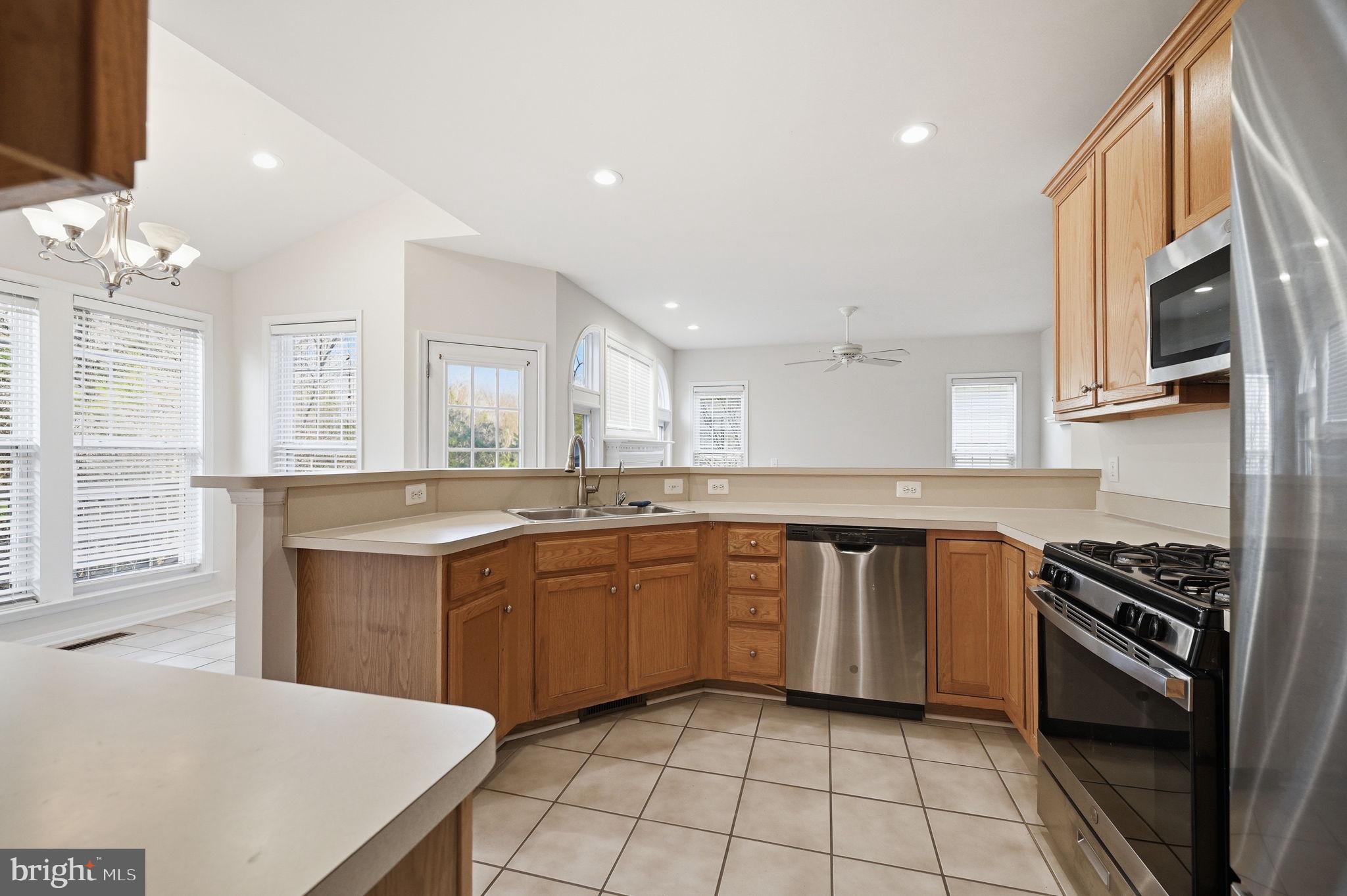 6046 SMOOTH STONE PLACE