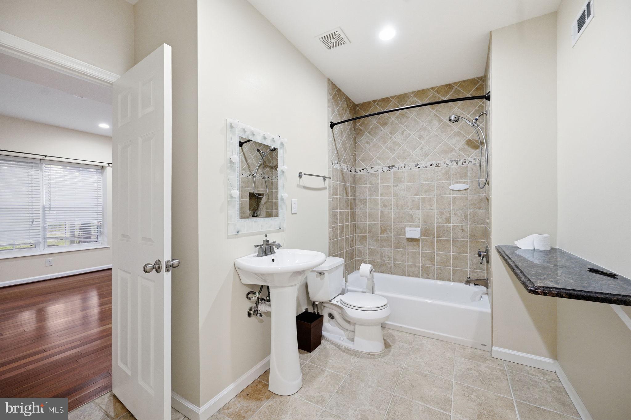 6046 SMOOTH STONE PLACE