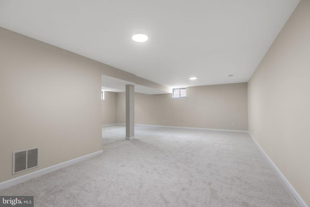 16657 PURCIVAL COURT