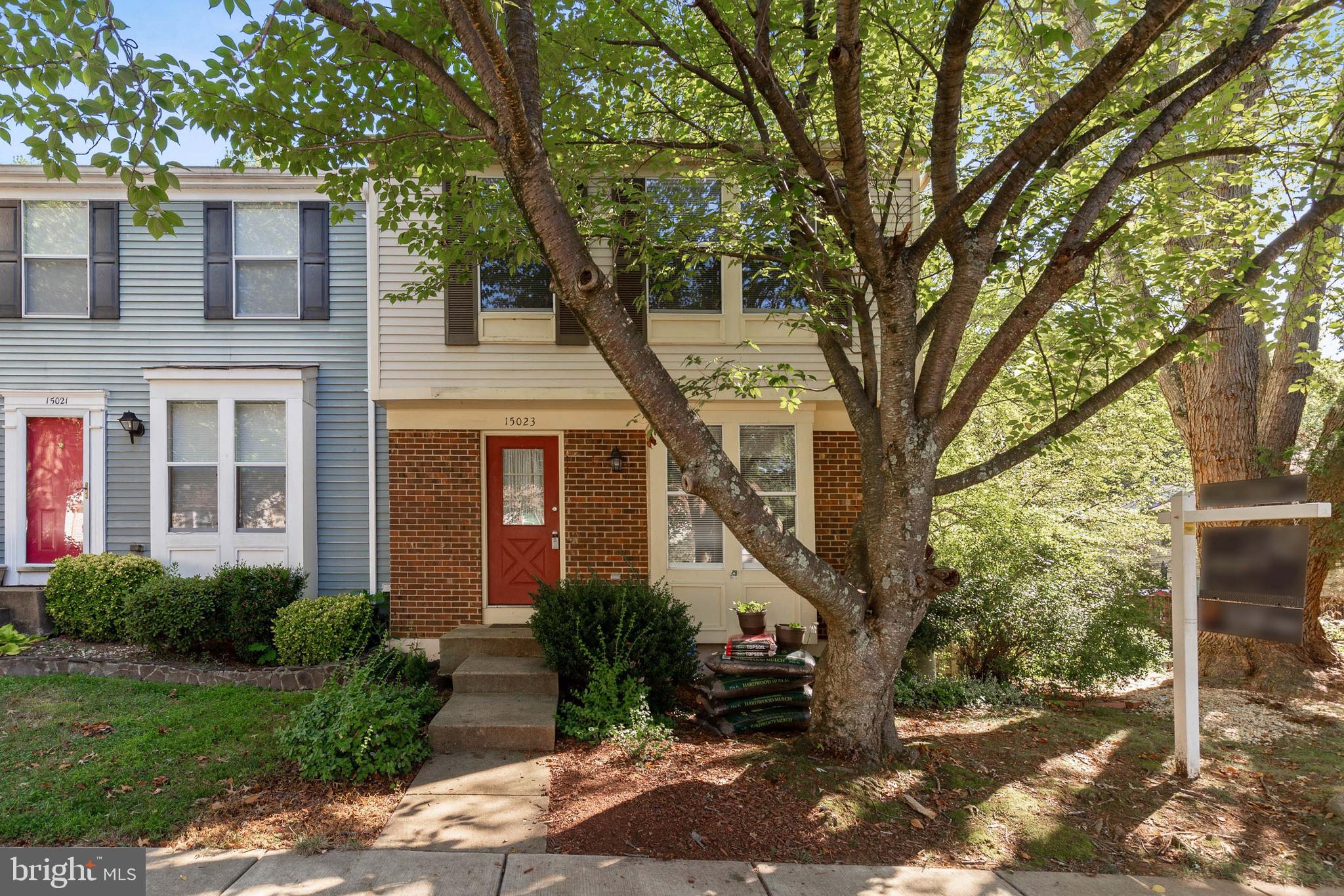 15023 OAK CREST COURT