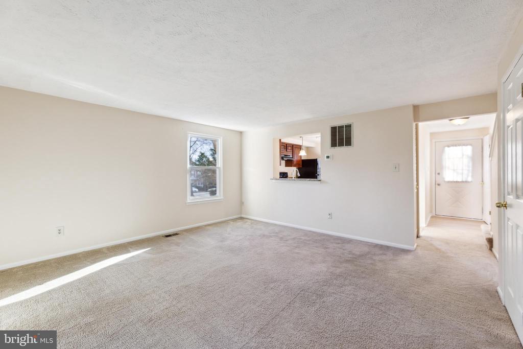 15023 OAK CREST COURT