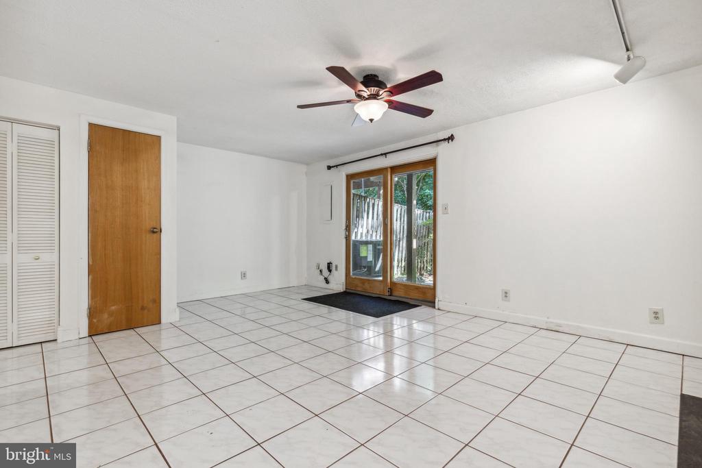 15023 OAK CREST COURT