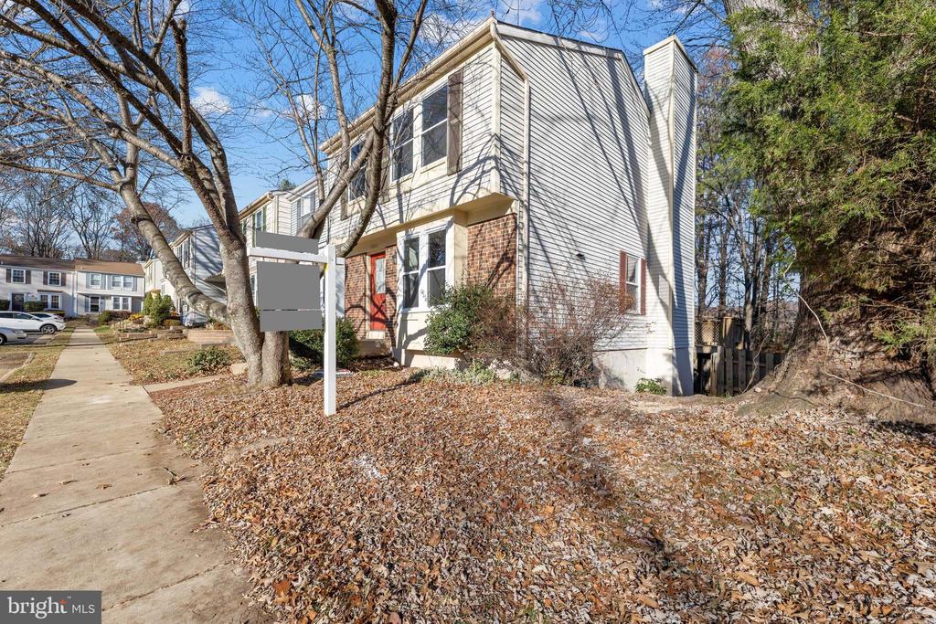 15023 OAK CREST COURT