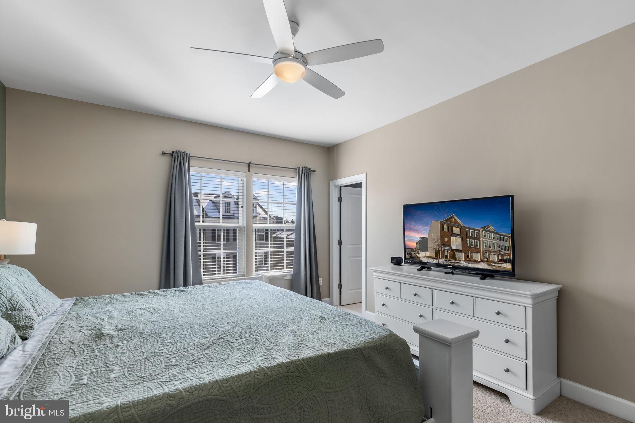 8762 ELSING GREEN DRIVE