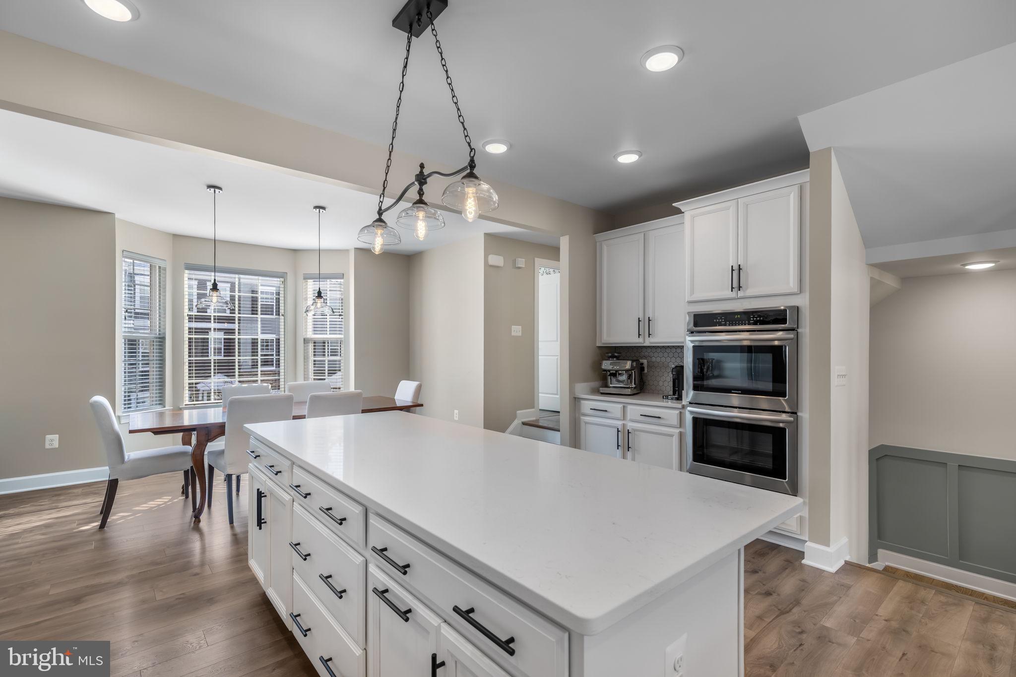 8762 ELSING GREEN DRIVE