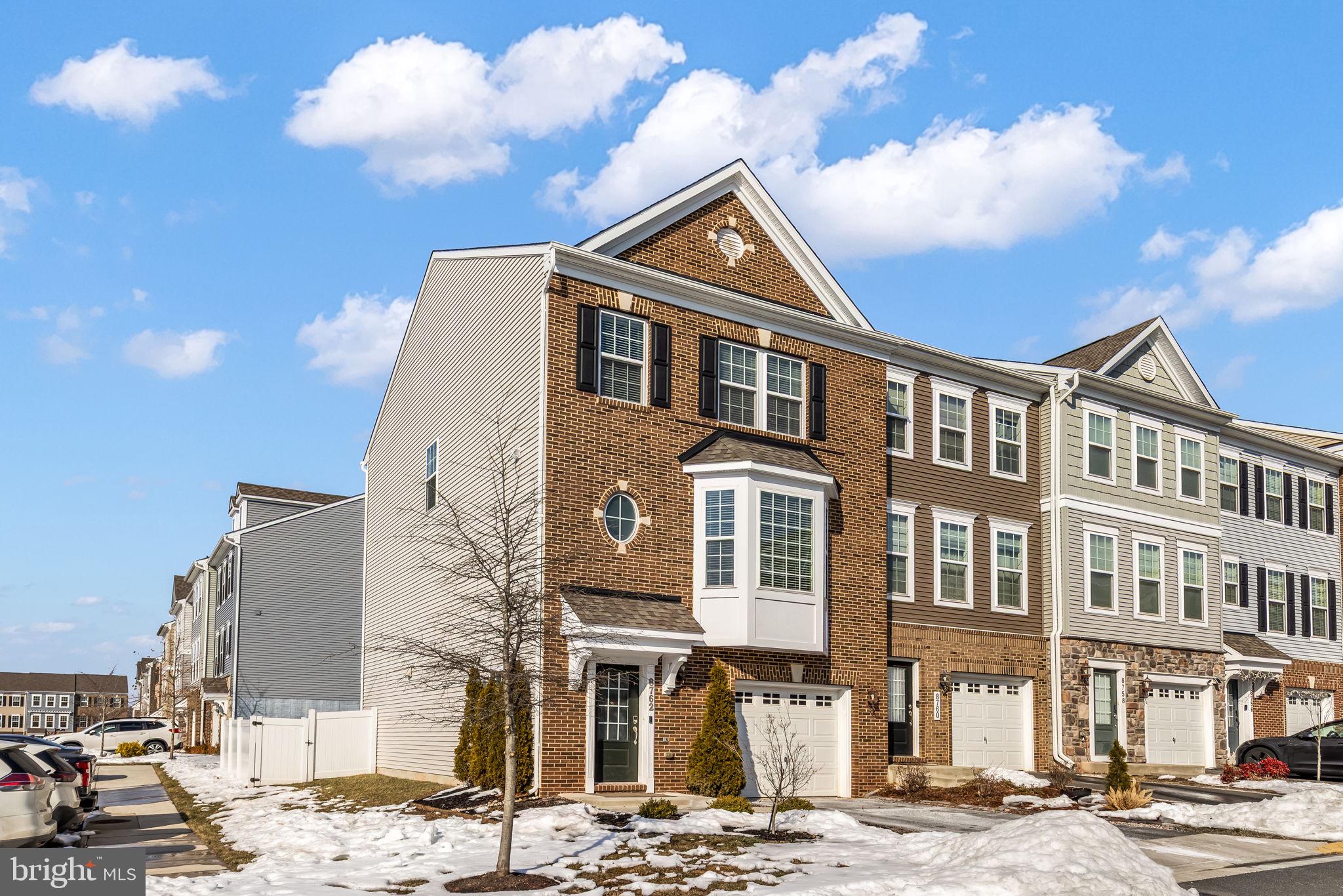 8762 ELSING GREEN DRIVE