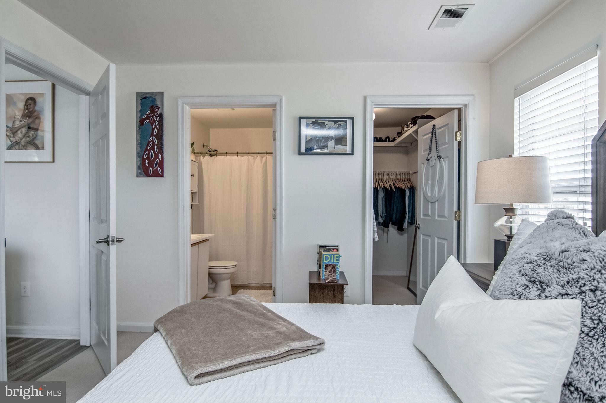 1066 GARDENVIEW LOOP 302