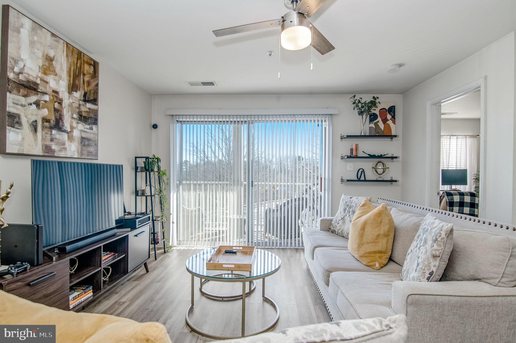 1066 GARDENVIEW LOOP 302