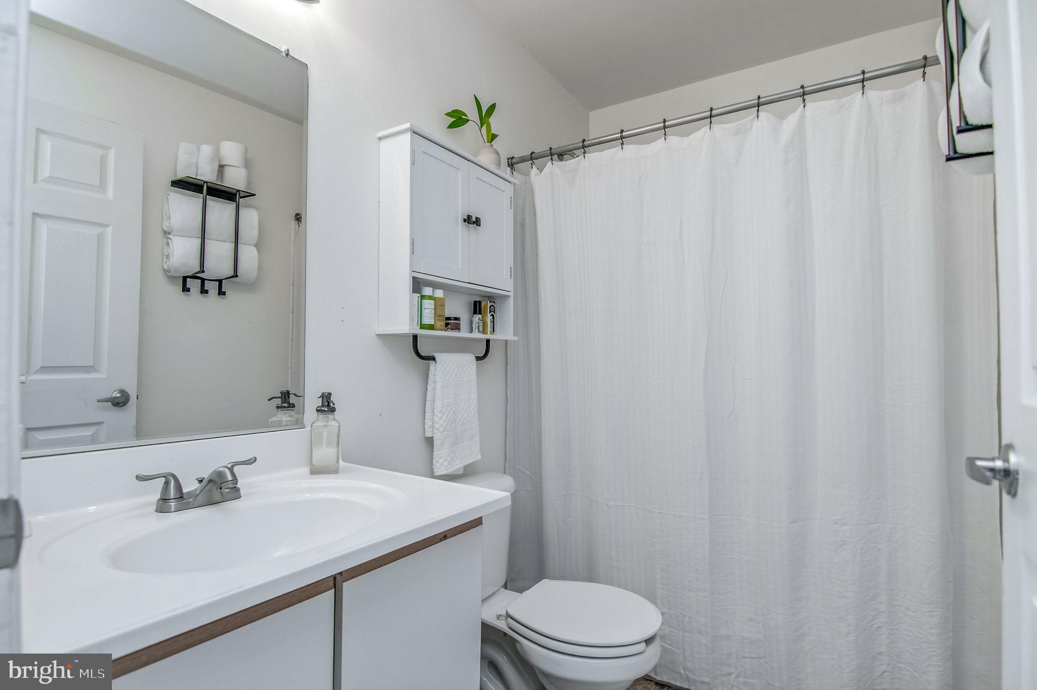 1066 GARDENVIEW LOOP 302