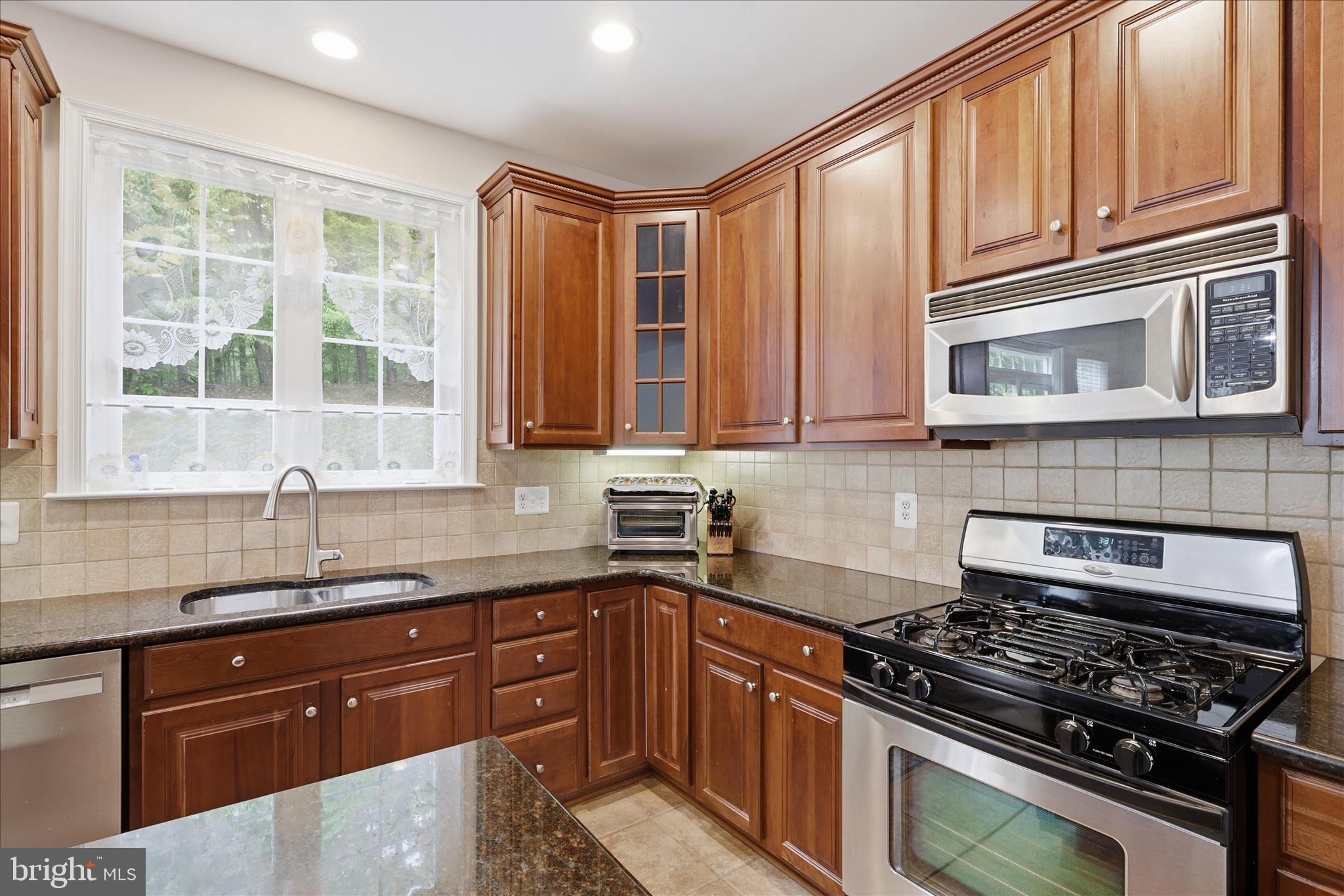 4218 TALON DRIVE