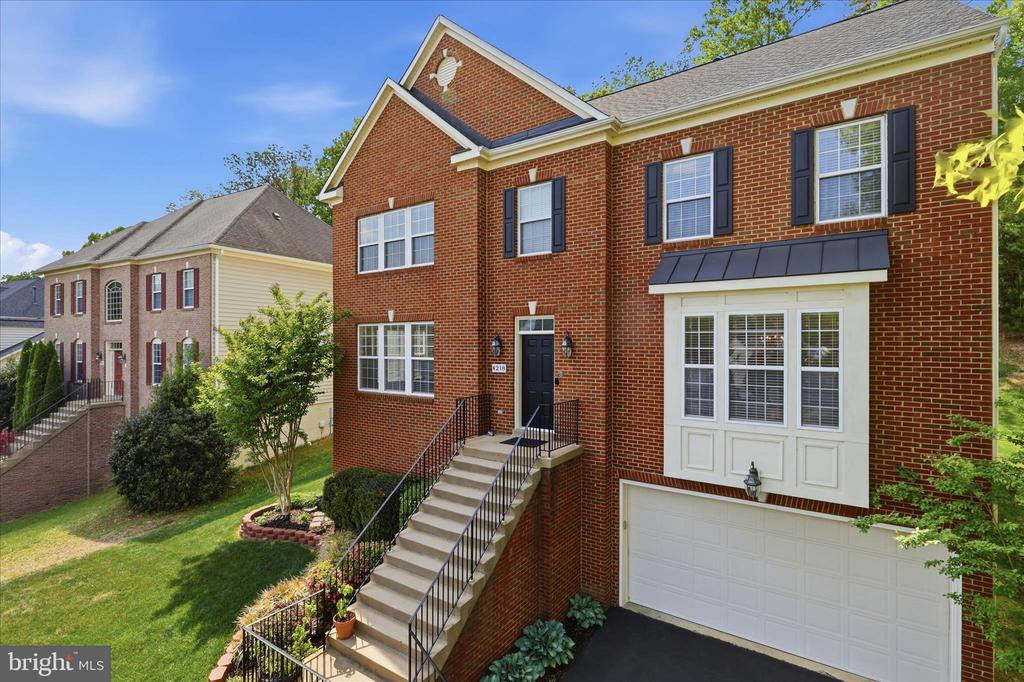 4218 TALON DRIVE