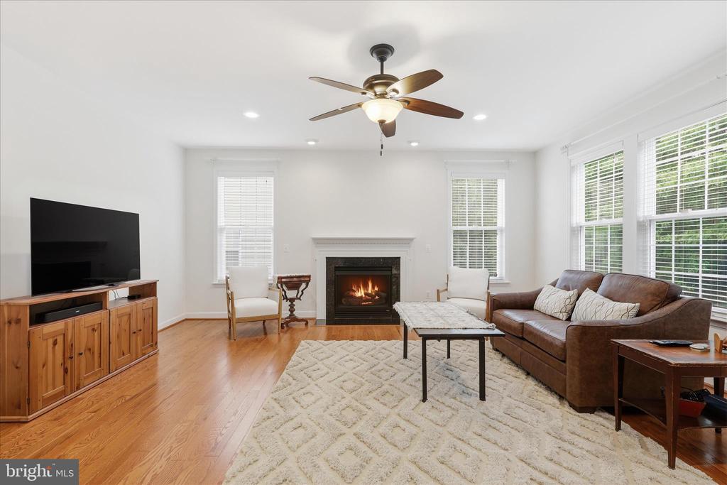 4218 TALON DRIVE