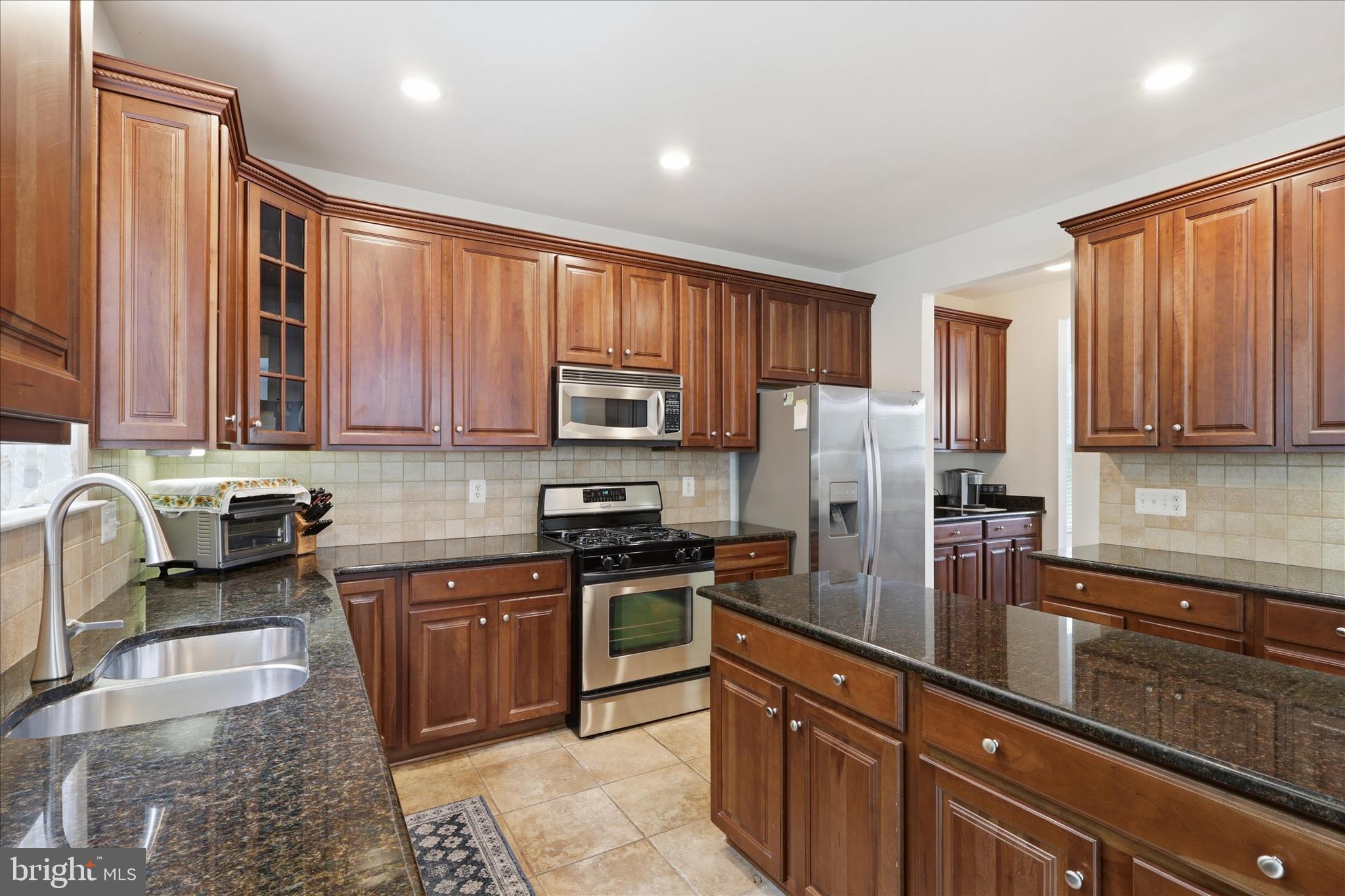 4218 TALON DRIVE