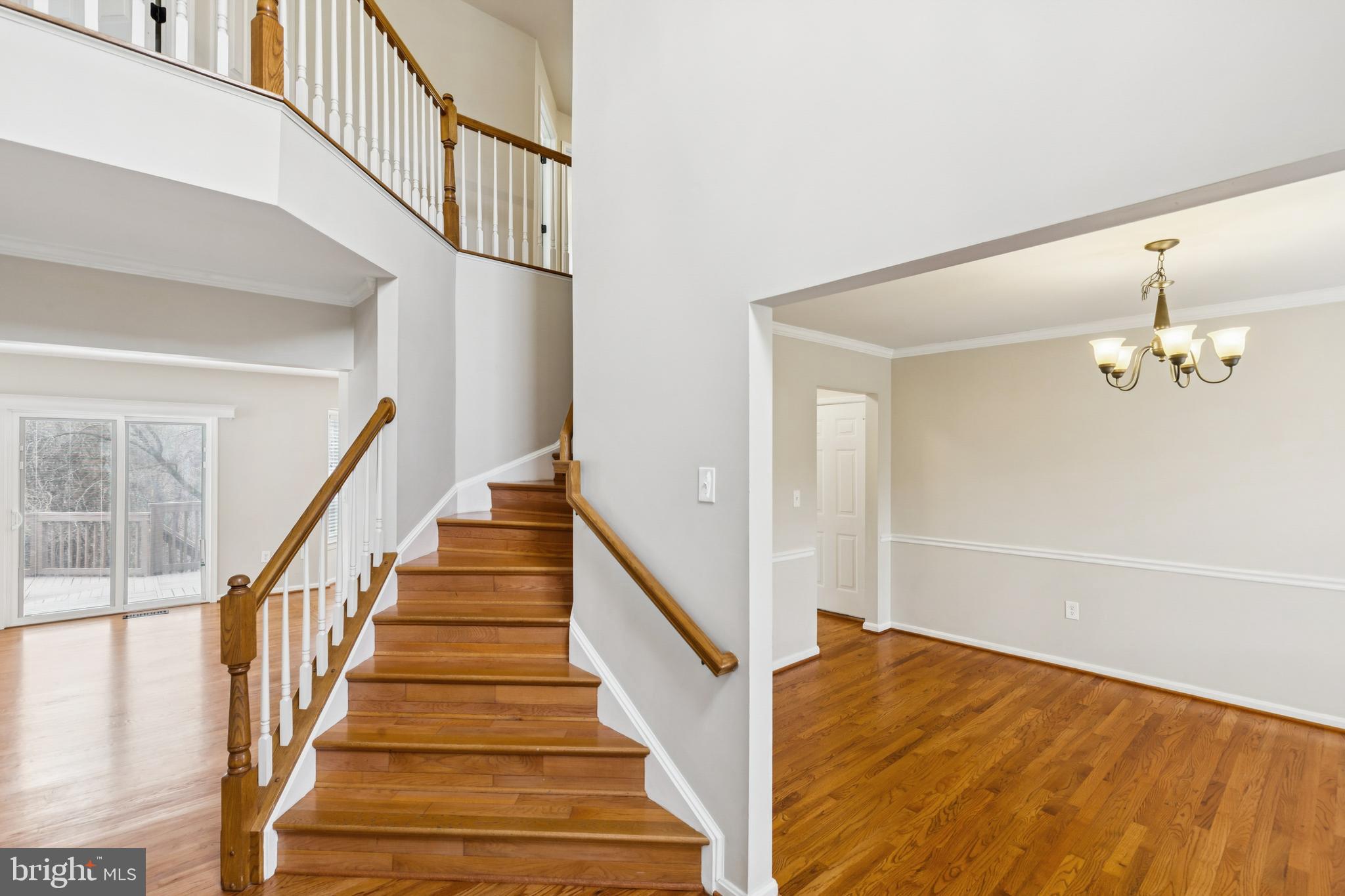 9320 CROSSED SABRES COURT