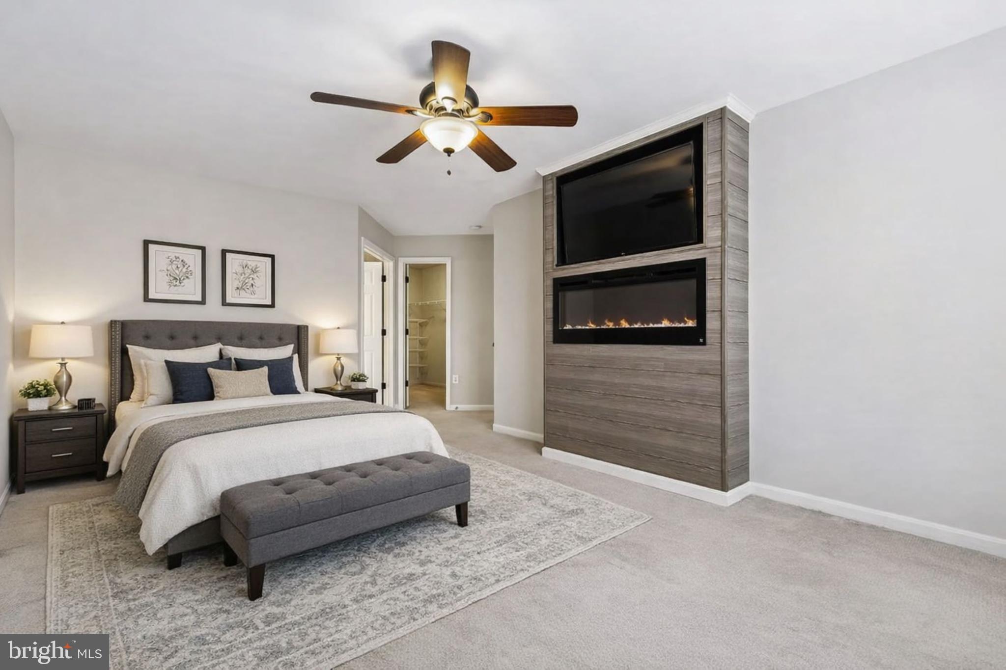 9320 CROSSED SABRES COURT