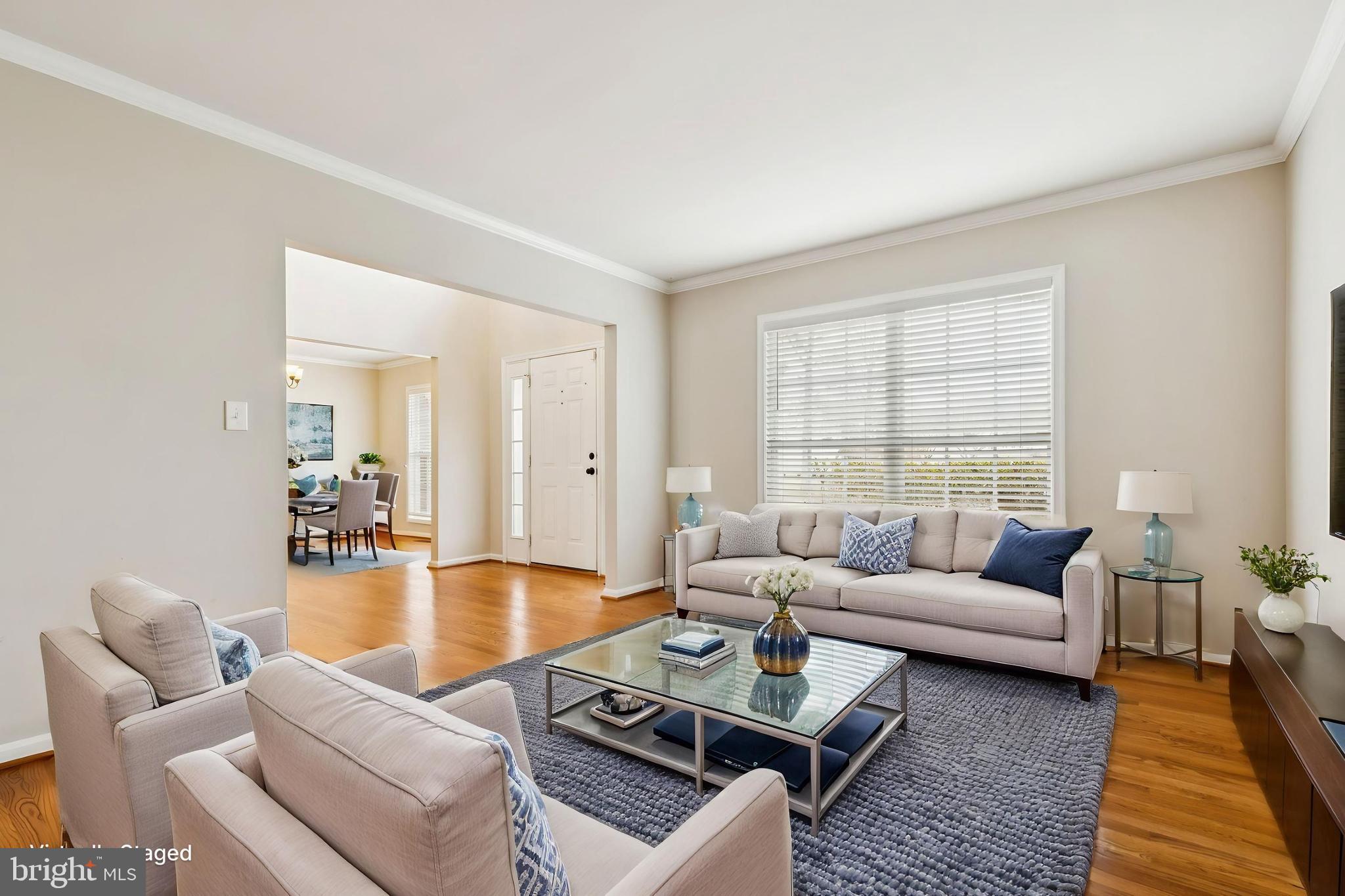 9320 CROSSED SABRES COURT