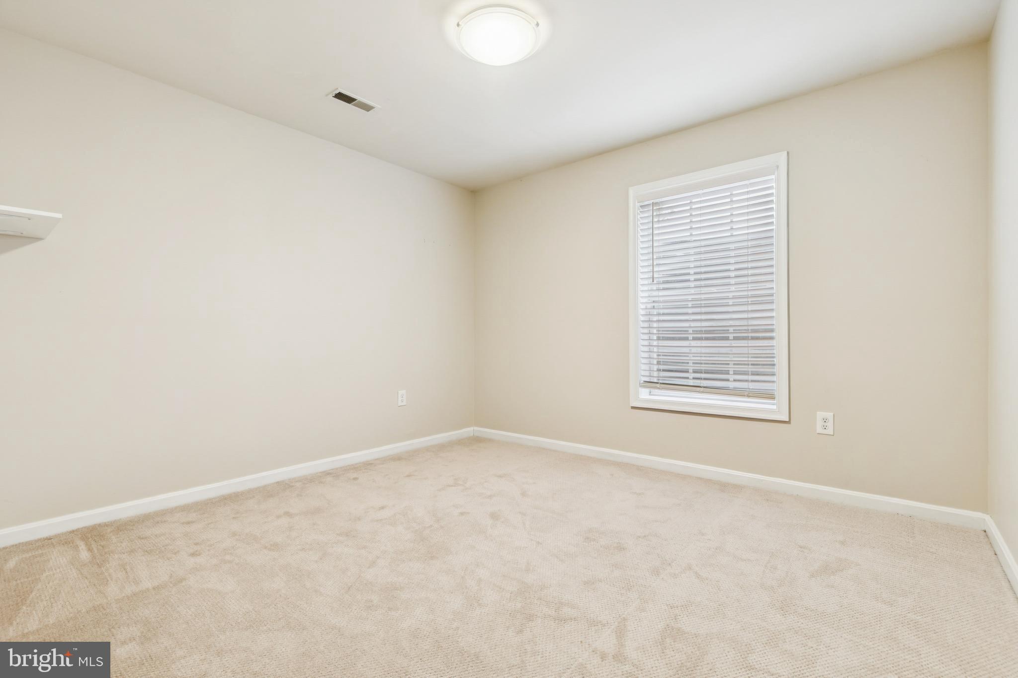 9320 CROSSED SABRES COURT