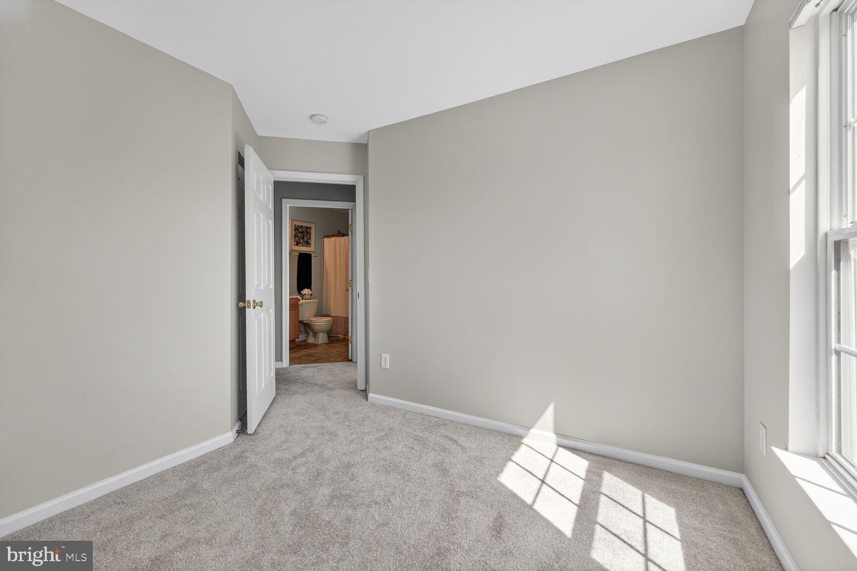 1252 CORBETT PLACE