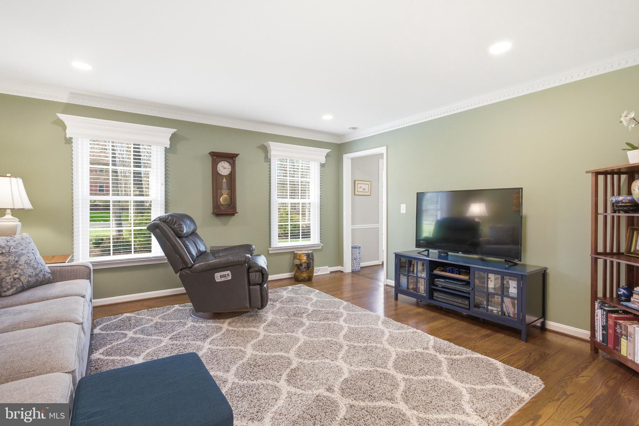 8072 COUNSELOR ROAD